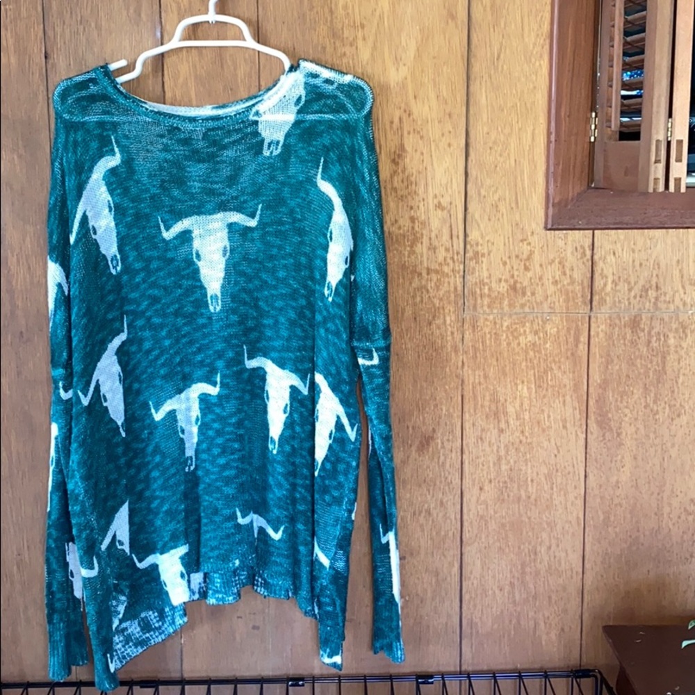 SMYM bull head sweater